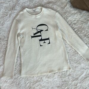 Line knit long-sleeve top